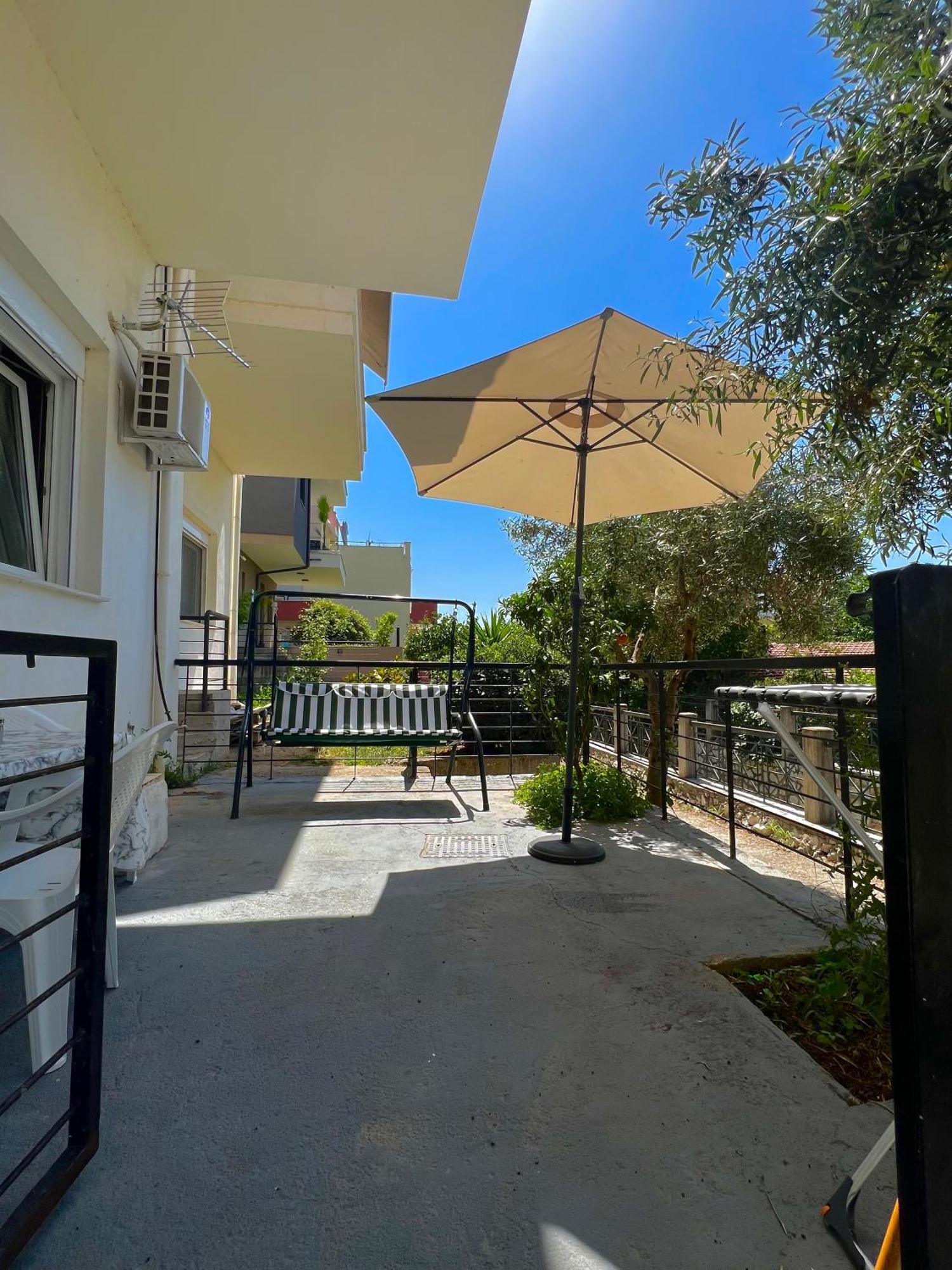 Kalamitsa Apartment By The Beach كافالا المظهر الخارجي الصورة